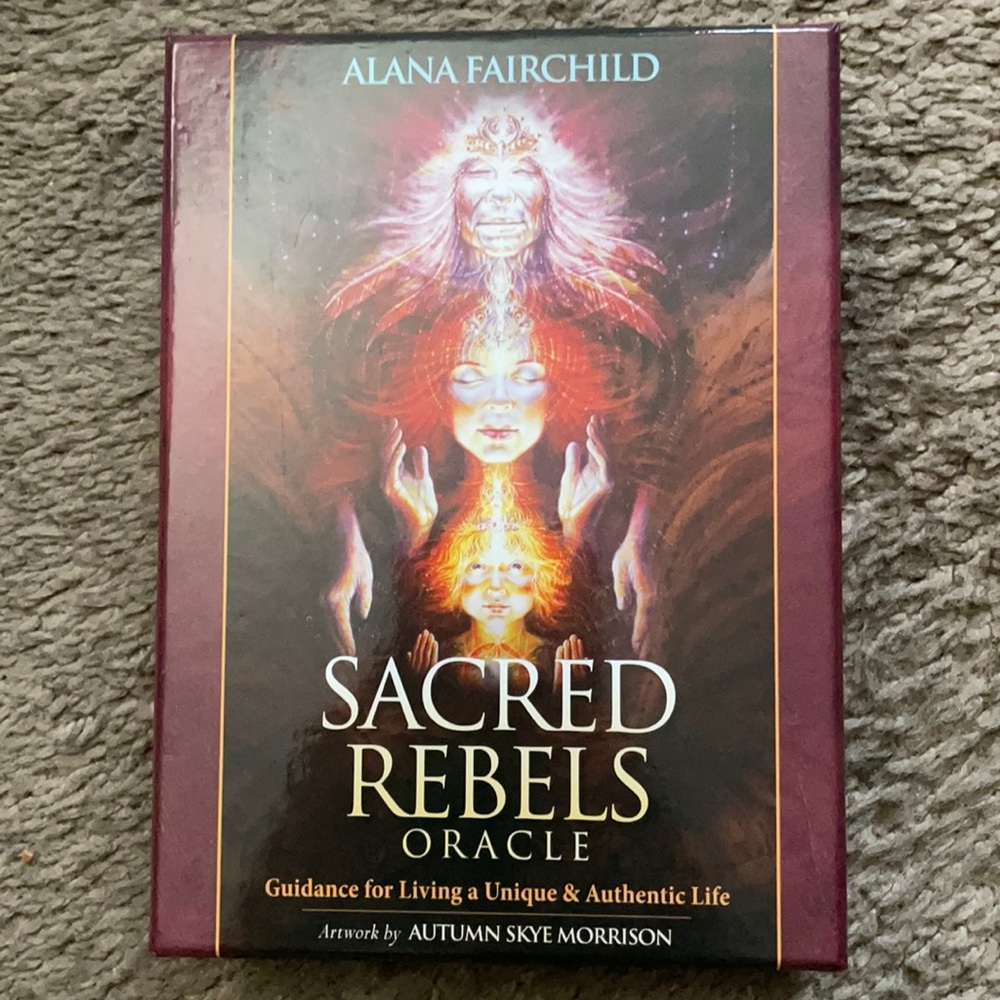 Sacred Rebels Oracle Deck